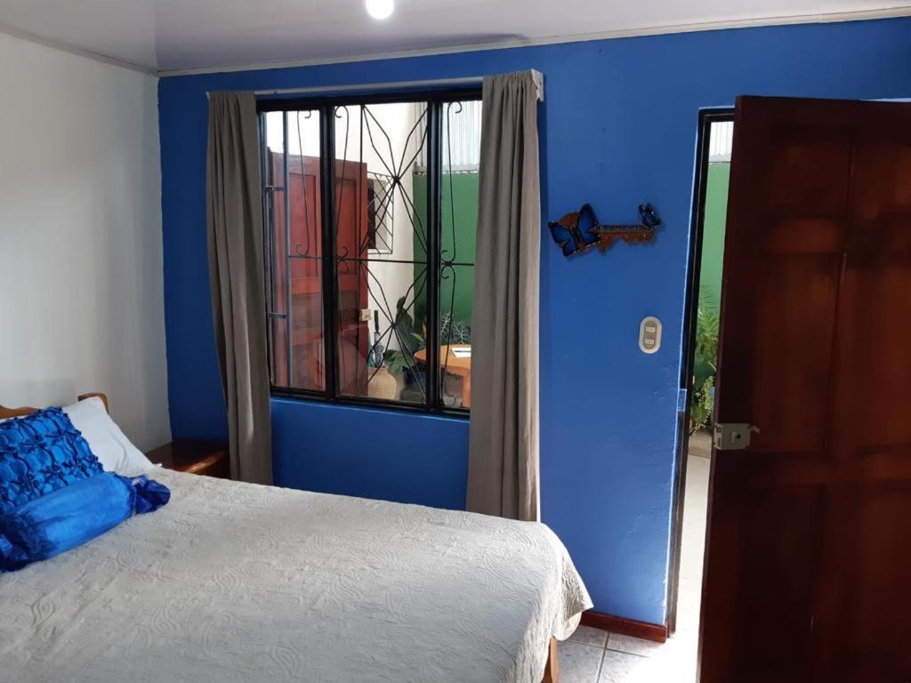 Cabinas Chazu #2 Quepos Buitenkant foto
